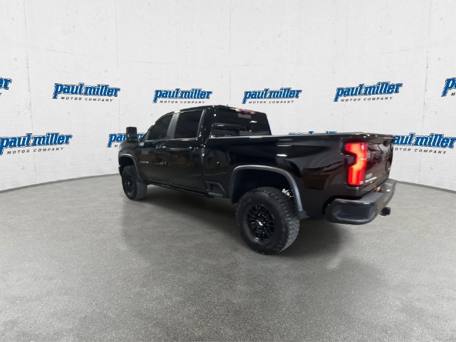 Used 2025 Chevrolet Silverado 2500 ZR2 w/ Technology Package AWD/4WD image 6