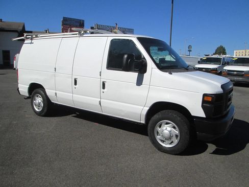 Used 2014 Ford E-150 and Econoline 150 image 13