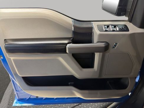 Used 2019 Ford F150 XLT image 13