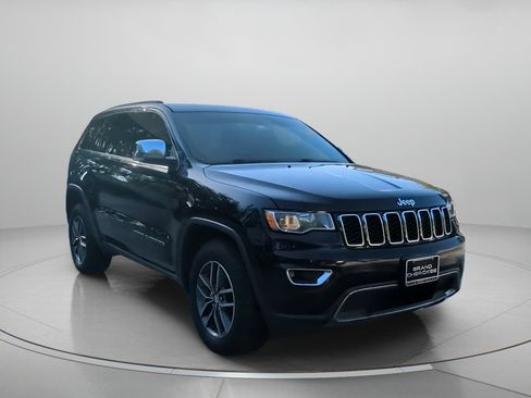 Used 2018 Jeep Grand Cherokee Limited AWD/4WD image 36