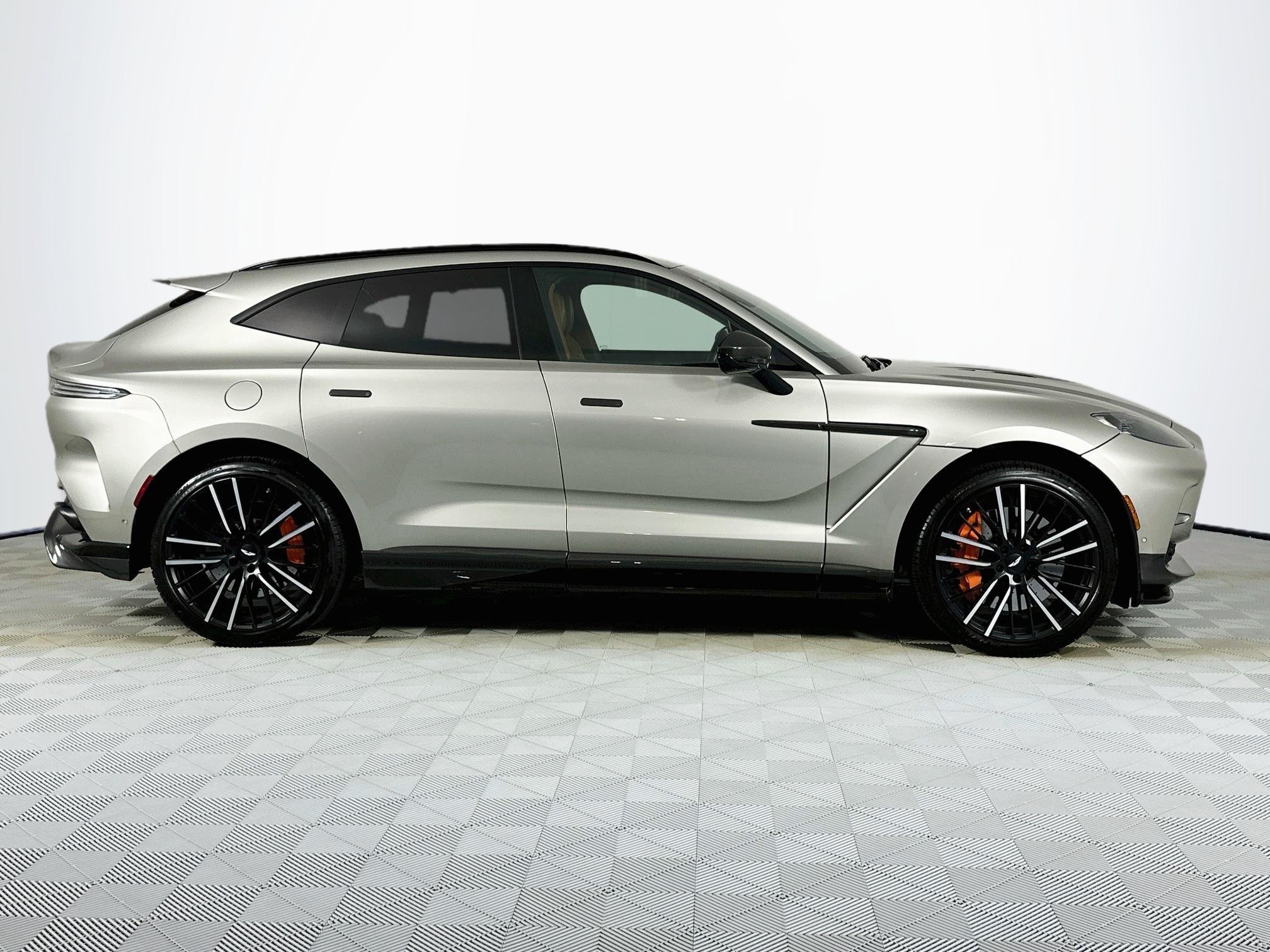 Used 2023 Aston Martin DBX 707 AWD/4WD image 14