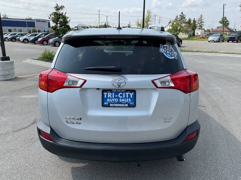 Used 2014 Toyota RAV4 XLE AWD/4WD image 6