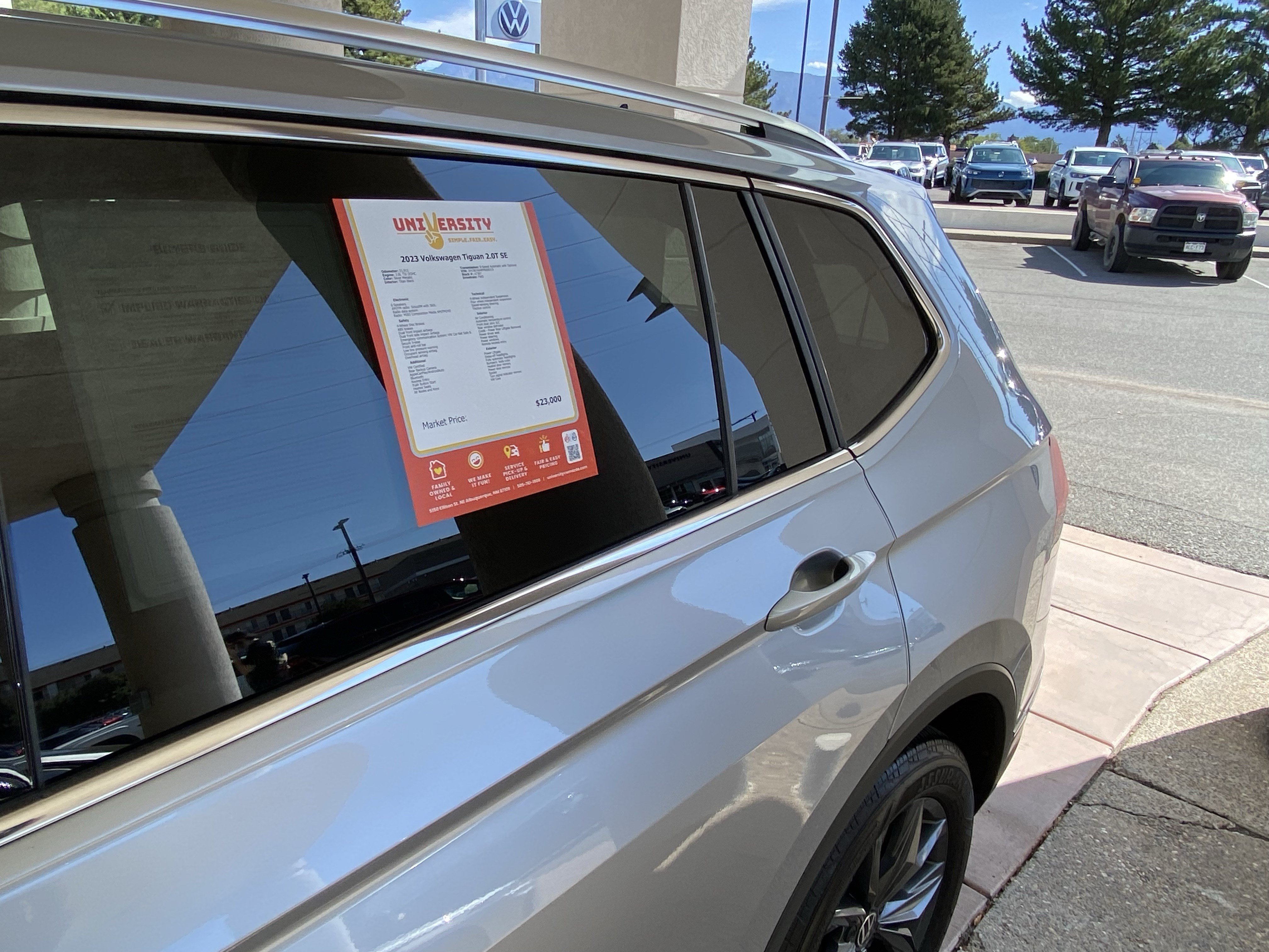 Certified 2023 Volkswagen Tiguan SE FWD image 63
