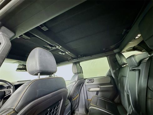 Used 2021 Ford Bronco Badlands image 13