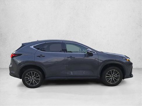 Used 2025 Lexus NX 250 FWD w/ Towing Package (2000 Lbs) image 4