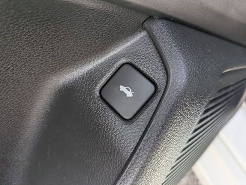 Used 2023 Acura TLX w/ Technology Package image 25