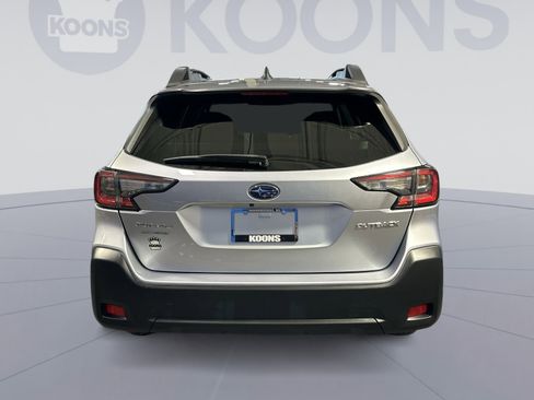 Used 2023 Subaru Outback Premium image 5