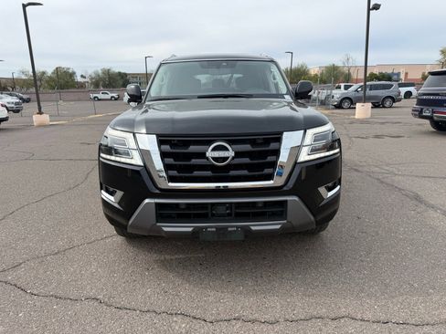 Certified 2024 Nissan Armada SL image 2