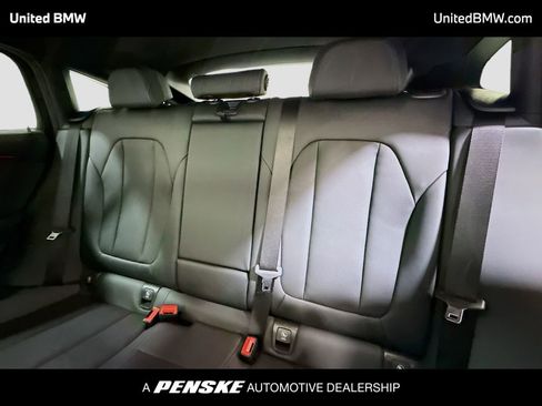 Used 2025 BMW X4 xDrive30i AWD/4WD image 13
