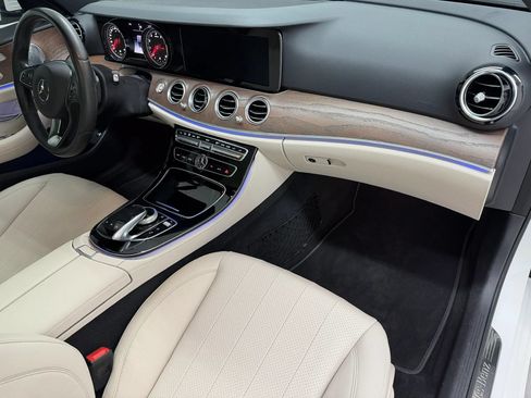 Used 2017 Mercedes-Benz E 400 4MATIC Wagon image 52