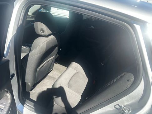 Used 2020 Chevrolet Malibu LT image 13