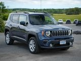 Used 2021 Jeep Renegade Latitude w/ Luxury Group I image 3