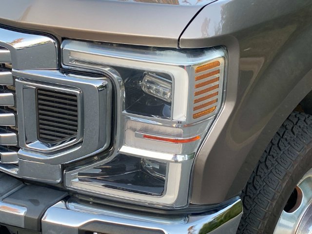 Used 2022 Ford F350 Lariat w/ Lariat Ultimate Package AWD/4WD image 5