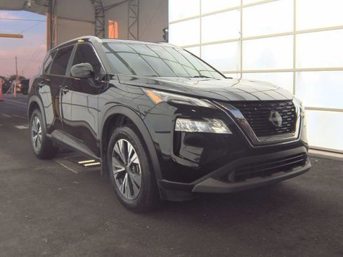 Used 2023 Nissan Rogue SV w/ SV Premium B Package FWD image 5