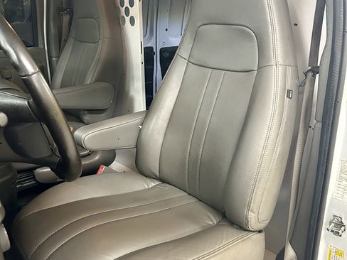 Used 2020 Chevrolet Express 2500 w/ Communications Package image 13