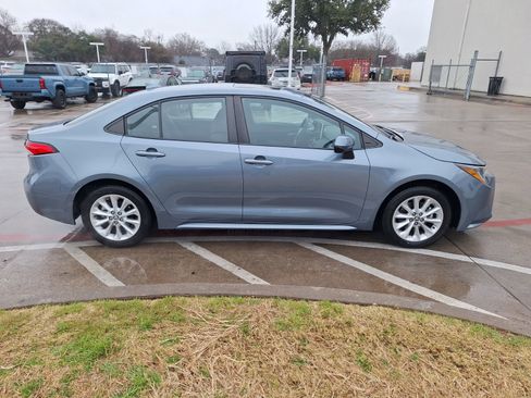 Used 2020 Toyota Corolla LE image 7