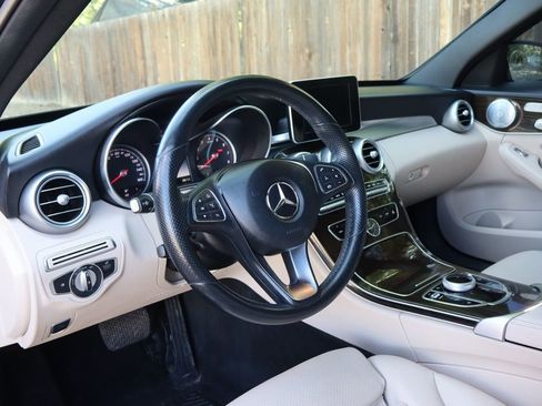 Used 2018 Mercedes-Benz C 300 4MATIC Sedan w/ Premium Package image 15