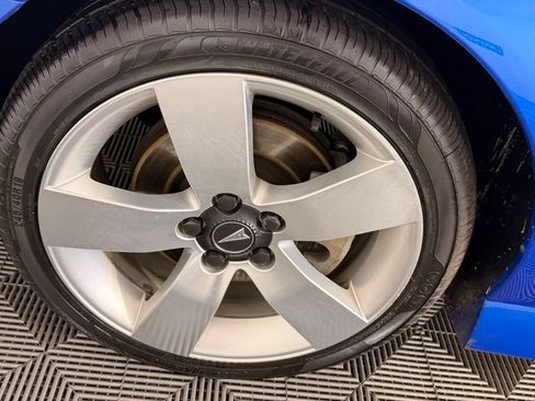 Used 2009 Pontiac G8 GT w/ Premium Package RWD image 12