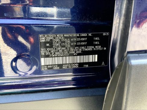 Used 2025 Toyota RAV4 XLE w/ Convenience Package FWD image 36