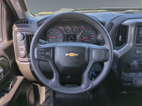 Used 2022 Chevrolet Silverado 2500 W/T w/ Gooseneck/5TH Wheel Package AWD/4WD image 12