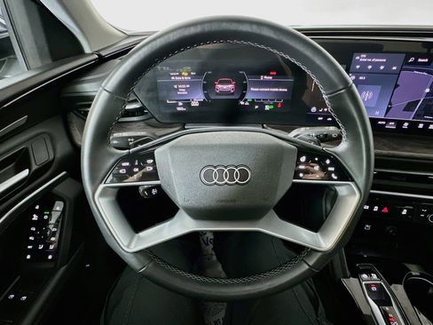Used 2025 Audi Q5 Premium Plus w/ Premium Plus AWD/4WD image 11