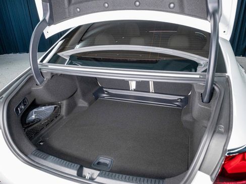 New 2026 Mercedes-Benz E 350 Sedan image 6