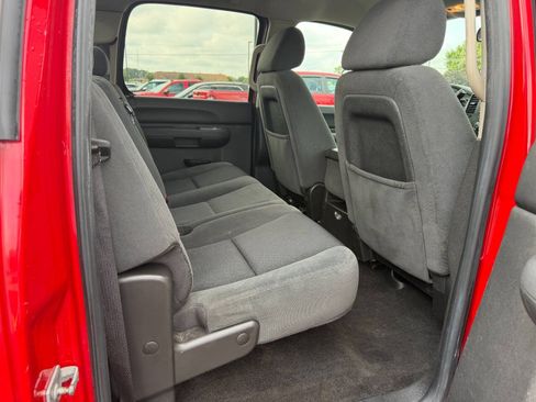 Used 2009 Chevrolet Silverado 2500 LT w/ Suspension Package, Off-Road AWD/4WD image 13