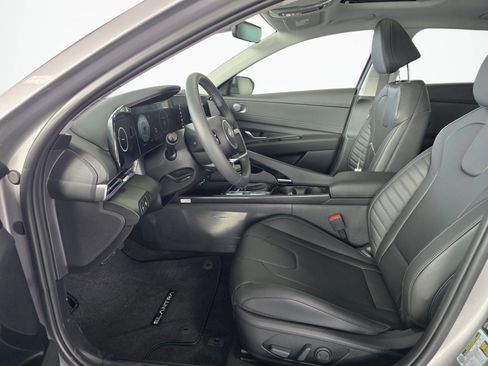 New 2026 Hyundai Elantra Limited FWD image 20