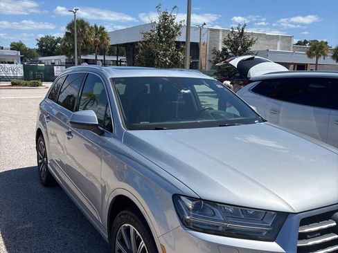 Used 2017 Audi Q7 3.0T Prestige image 3