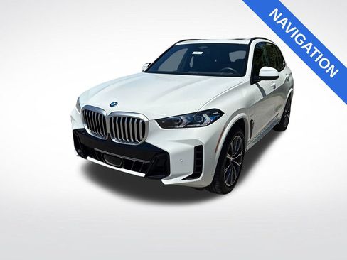 Used 2025 BMW X5 xDrive50e w/ M Sport Package AWD/4WD image 7