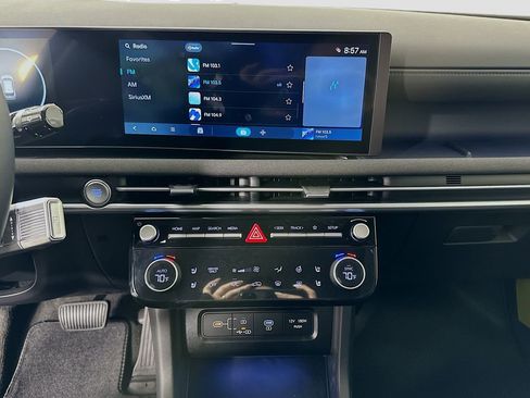 New 2026 Hyundai Tucson Limited image 11