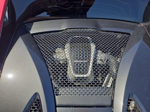 Used 2016 McLaren 570S Coupe image 11