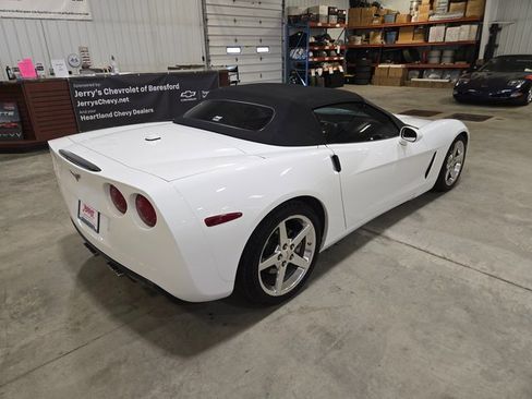 Used 2005 Chevrolet Corvette Convertible w/ Preferred Equipment Group image 22