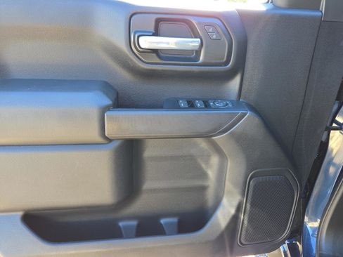 Certified 2022 Chevrolet Silverado 1500 Custom image 8