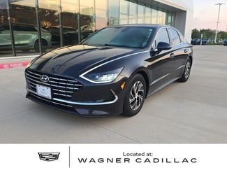 Used 2022 Hyundai Sonata Blue image 1