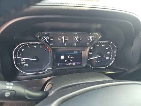 Used 2020 GMC Sierra 1500 AT4 w/ AT4 Premium Package AWD/4WD image 3