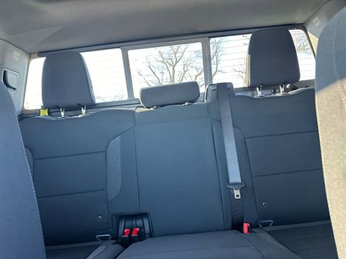 New 2025 GMC Sierra 1500 SLE w/ Preferred Package image 24