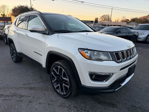 Used 2018 Jeep Compass Limited w/ Navigation Group image 3