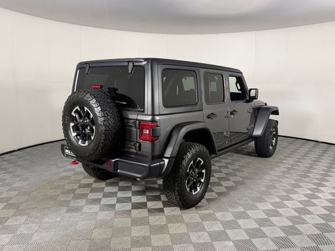 Certified 2025 Jeep Wrangler Unlimited Rubicon w/ Convenience Group AWD/4WD image 7