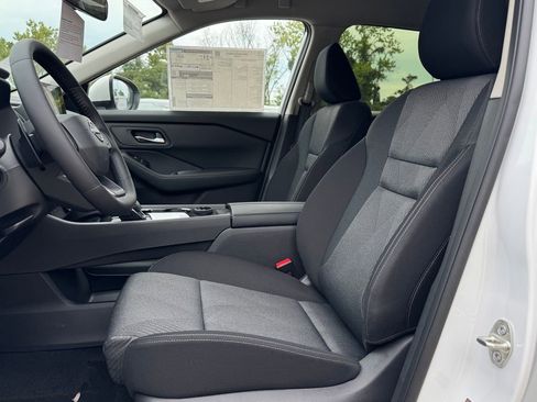 New 2026 Nissan Rogue SV image 16