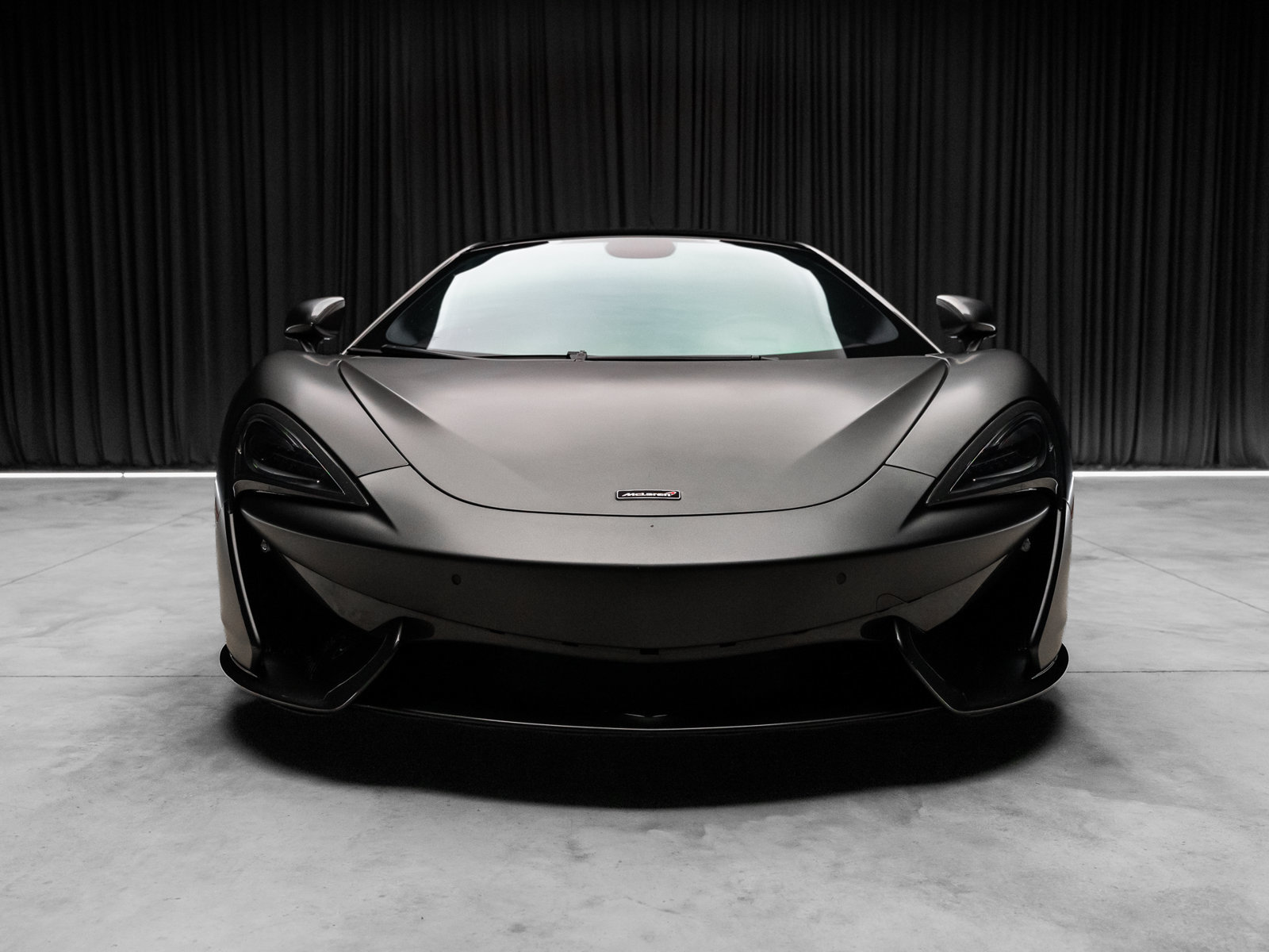 Used 2017 McLaren 570S RWD image 23
