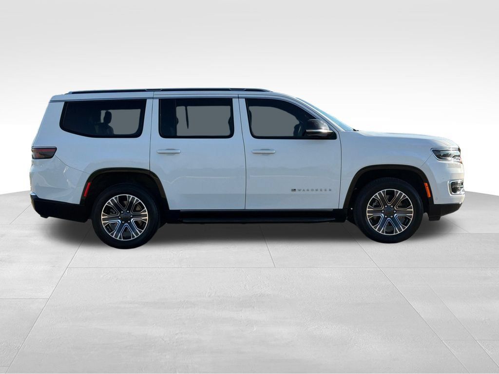 Used 2024 Jeep Wagoneer 4WD w/ Premium Group I image 24