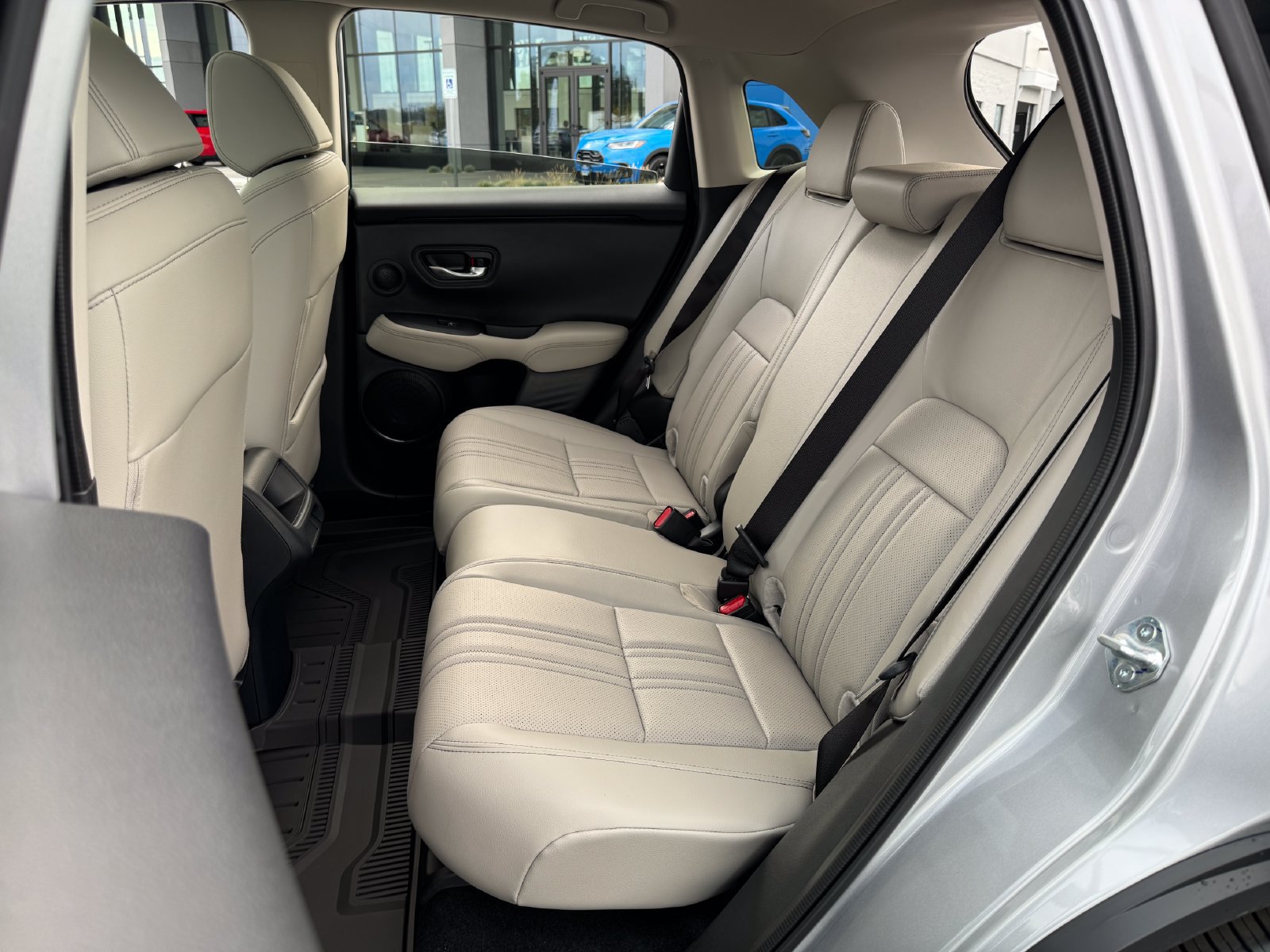 New 2027 Honda HR-V EX-L image 28