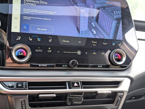 New 2026 Lexus RX 350 AWD image 25