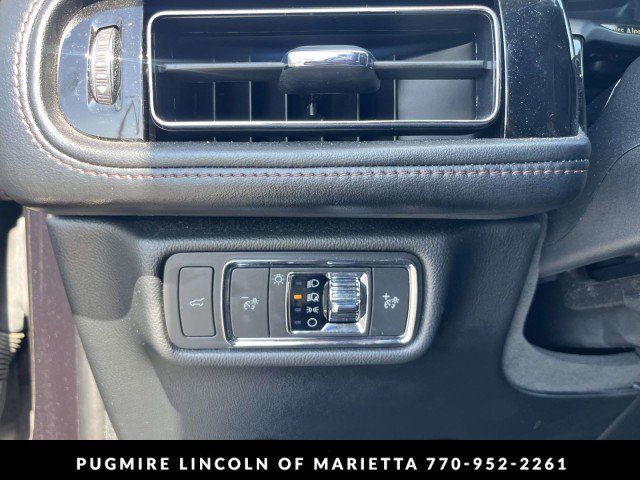 Used 2020 Lincoln Aviator AWD w/ Class IV Trailer Tow Package image 25