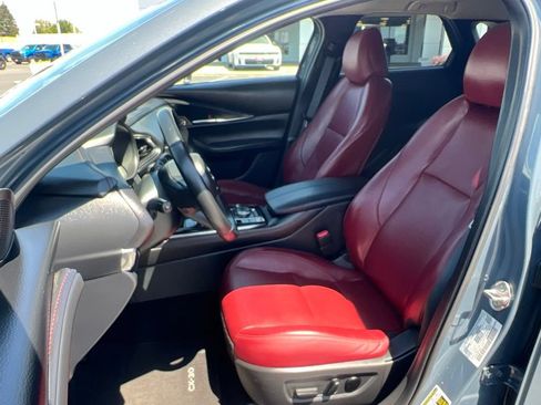 Used 2025 MAZDA CX-30 AWD 2.5 S w/ Preferred Package image 29