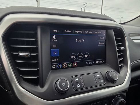 Used 2023 GMC Acadia SLT w/ Elevation Edition image 13