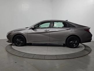 Used 2023 Hyundai Elantra SEL w/ Cargo Package FWD video 2