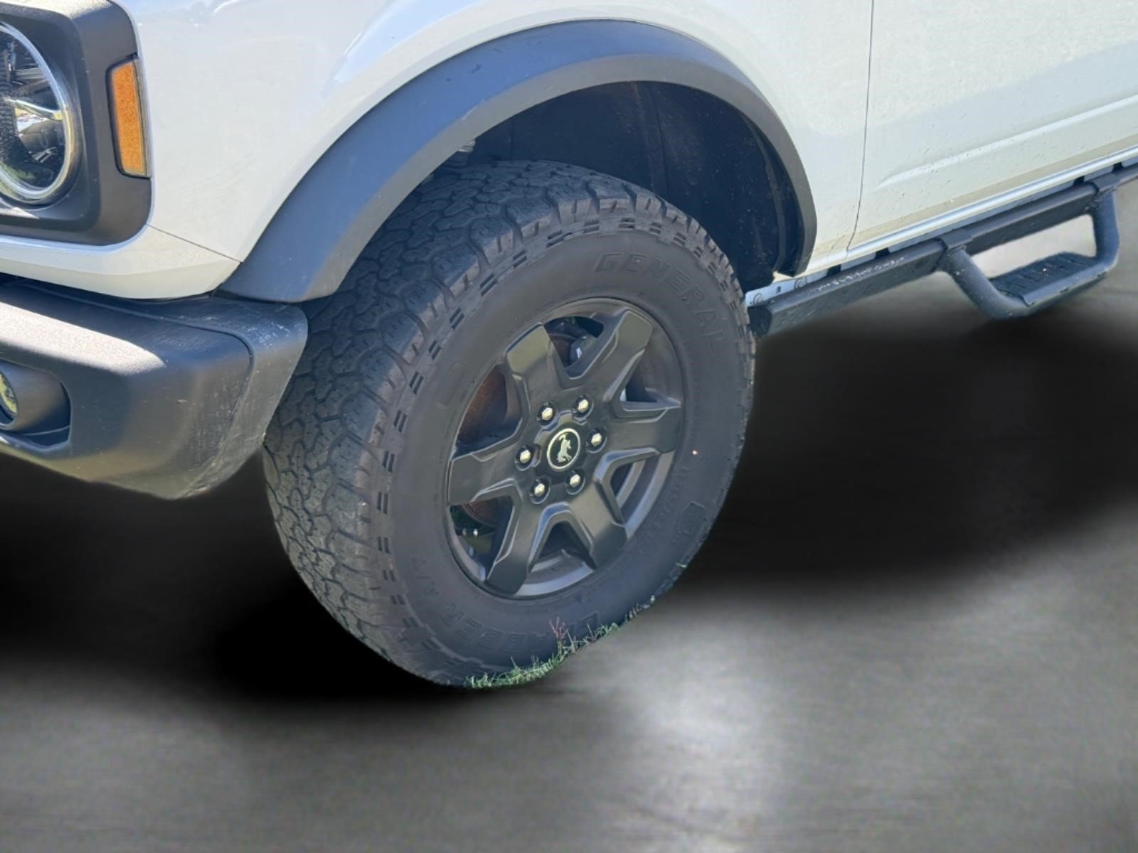 Used 2024 Ford Bronco Black Diamond AWD/4WD image 5