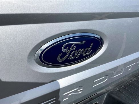 Used 2019 Ford F350 Lariat w/ Lariat Ultimate Package image 25